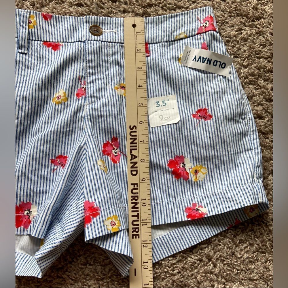 Old Navy Women's Everyday Short Sz 0 Blue White Stripe Floral Flat Front Shorts - Picture 11 of 11